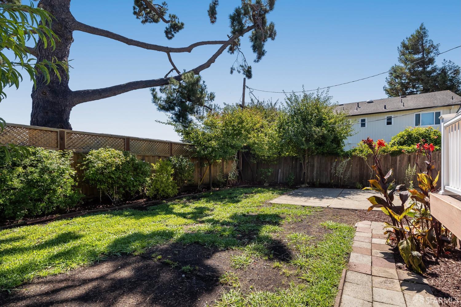 2615 Alameda De Las Pulgas