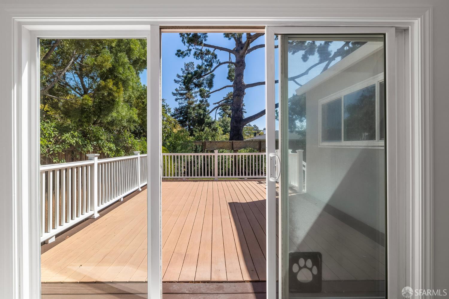 2615 Alameda De Las Pulgas