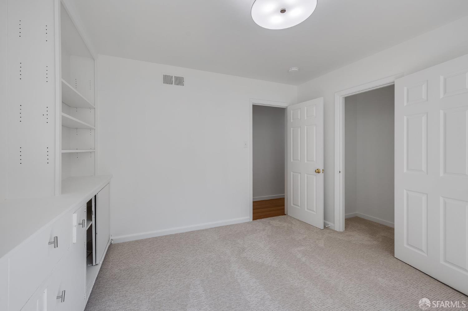 2615 Alameda De Las Pulgas