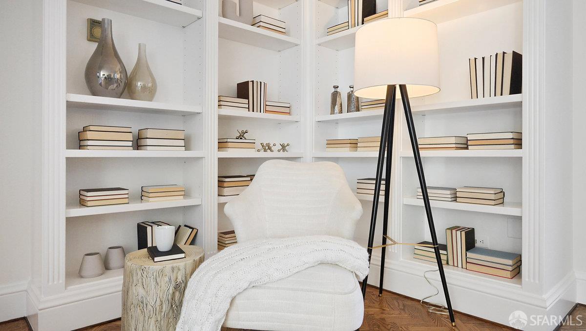 1080 Chestnut Street # 1B