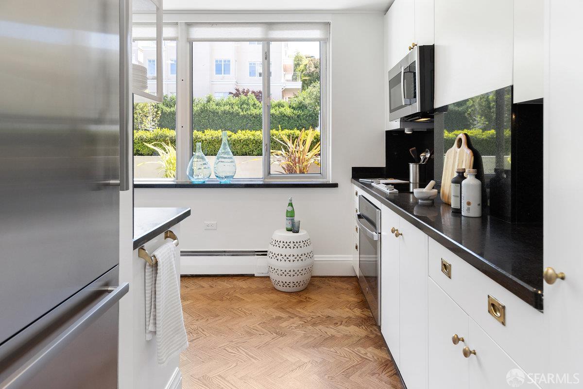 1080 Chestnut Street # 1B