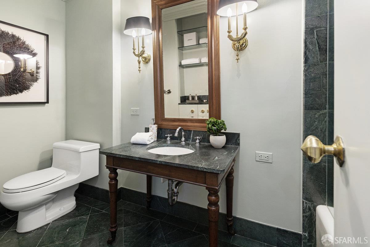 1080 Chestnut Street # 1B