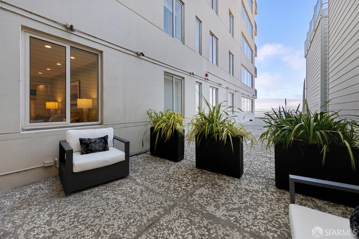 1080 Chestnut Street # 1B