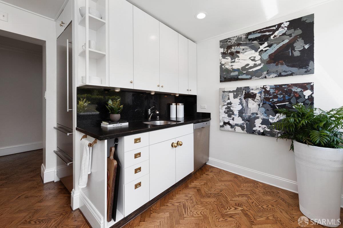 1080 Chestnut Street # 1B