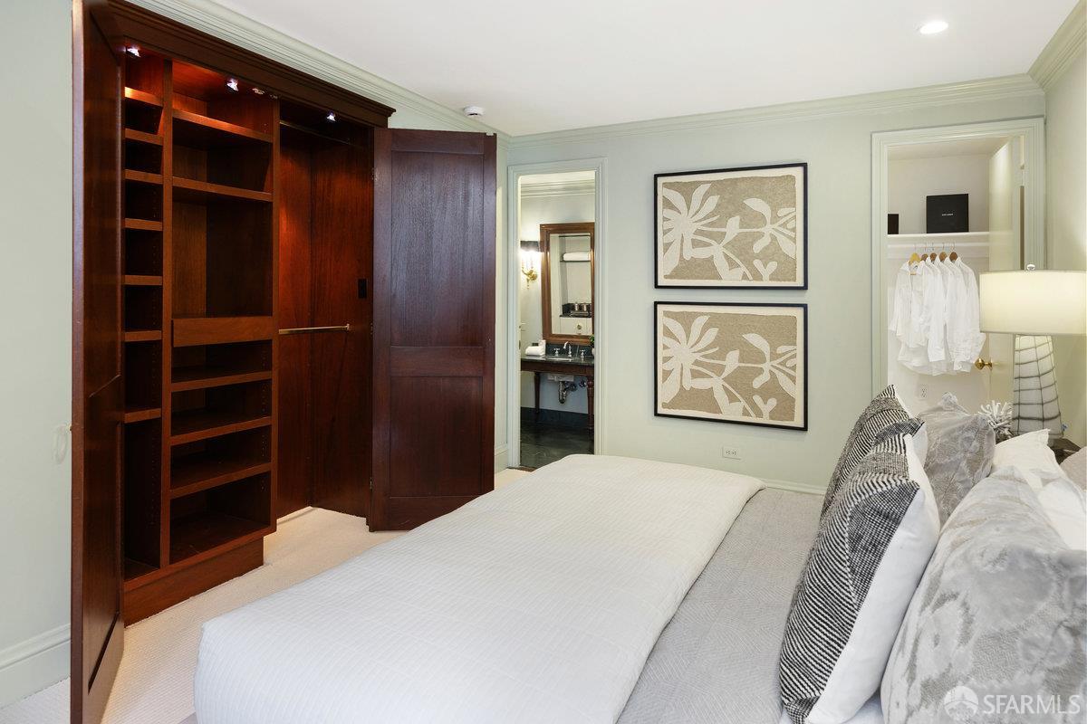 1080 Chestnut Street # 1B