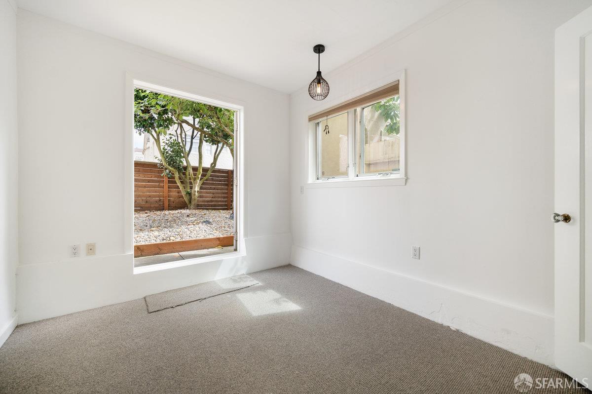 351 Santa Ana Avenue