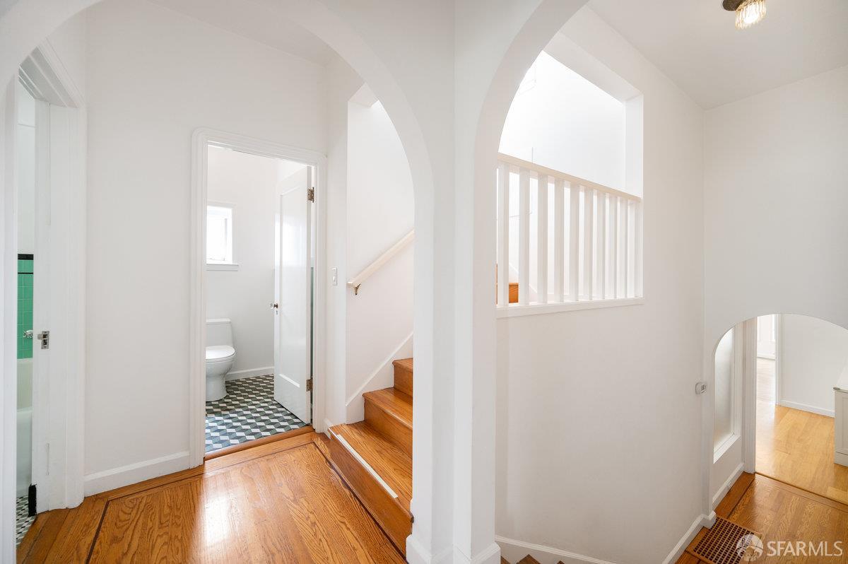 351 Santa Ana Avenue