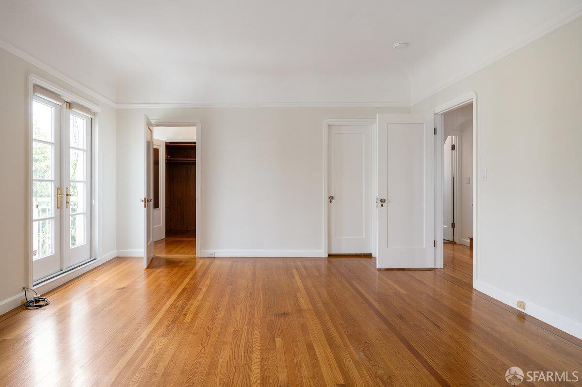 351 Santa Ana Avenue