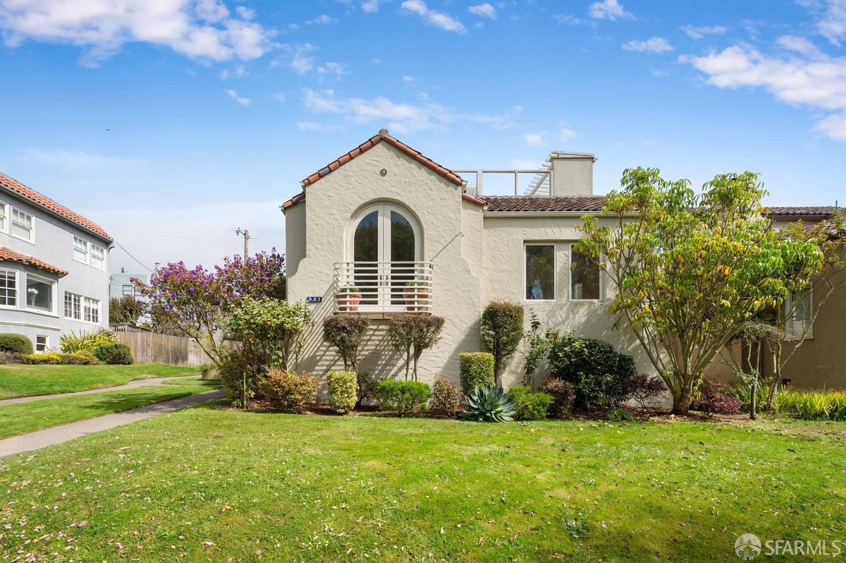 351 Santa Ana Avenue