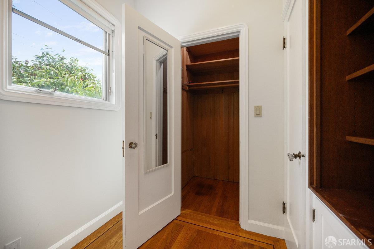 351 Santa Ana Avenue