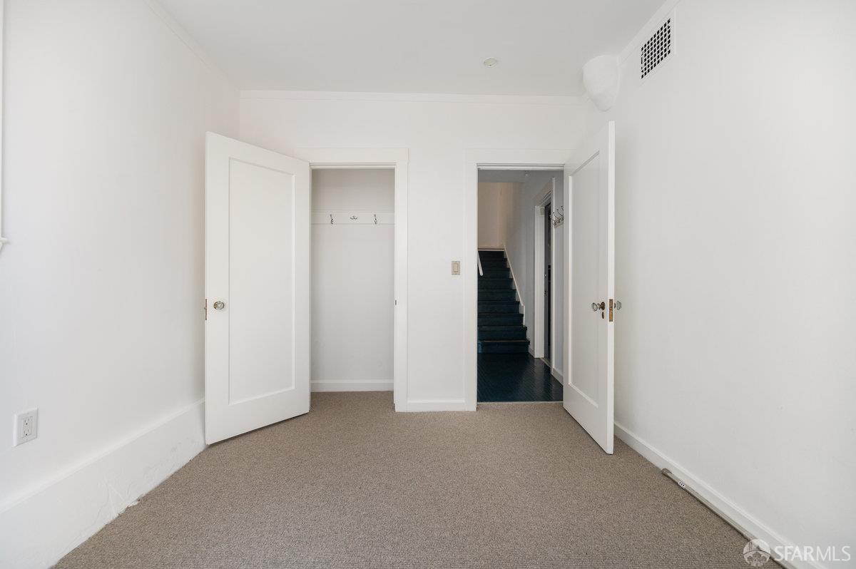 351 Santa Ana Avenue