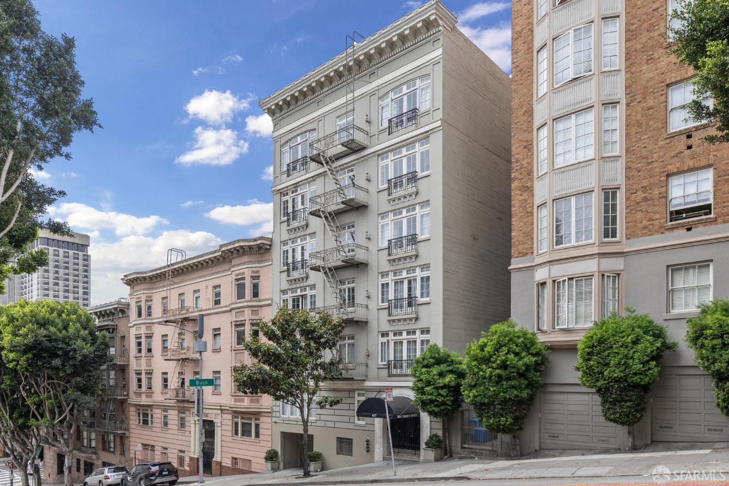 637 Powell Street