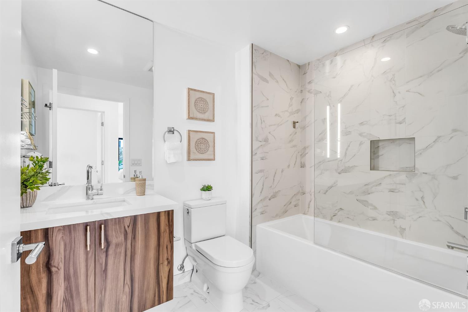 236 Shipley Street # 405