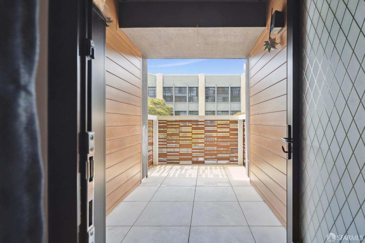 1288 Howard Street # 317