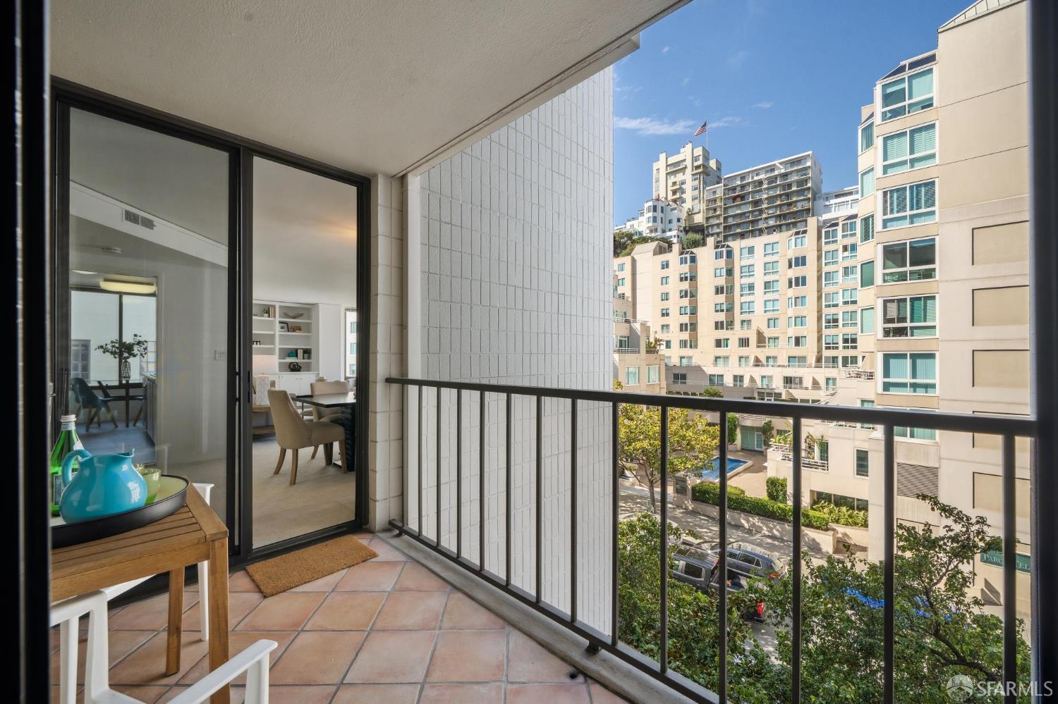 152 Lombard Street # 408