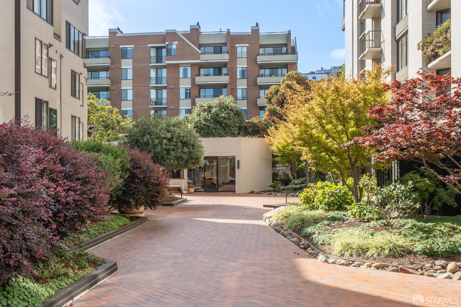 152 Lombard Street # 408