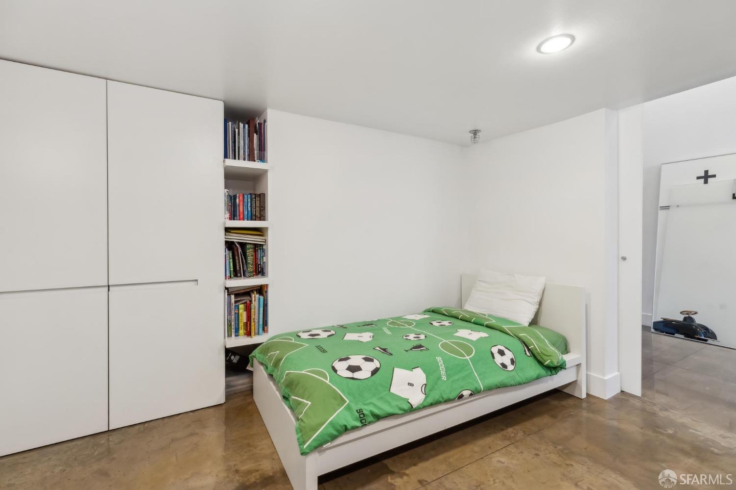 461 2nd Street # 558T