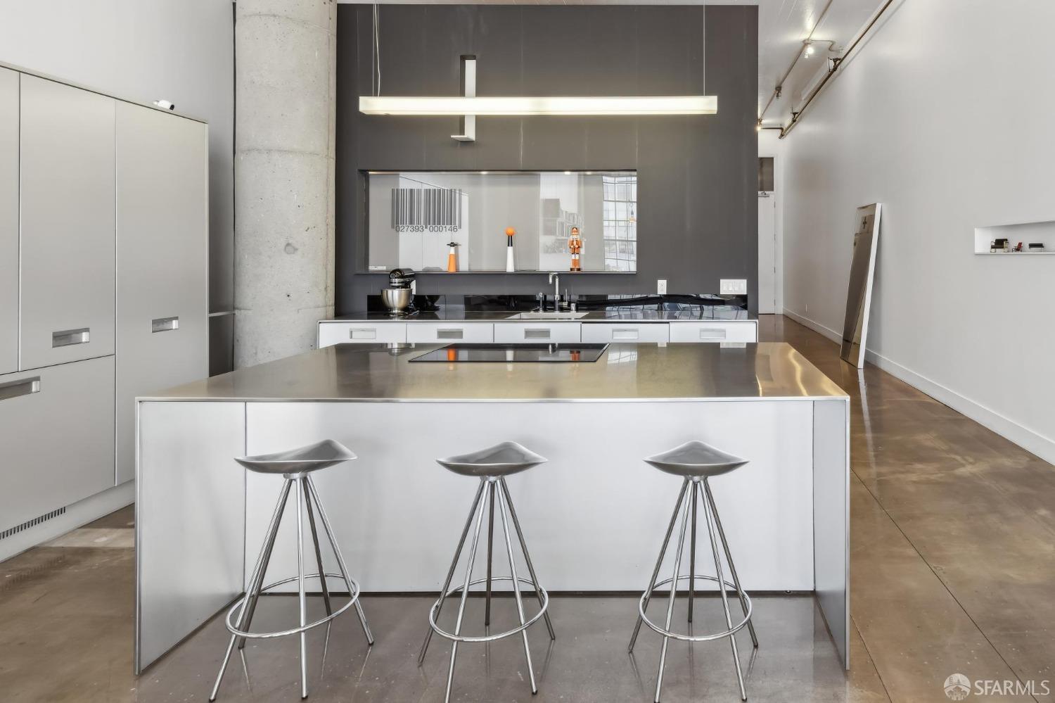 461 2nd Street # 558T