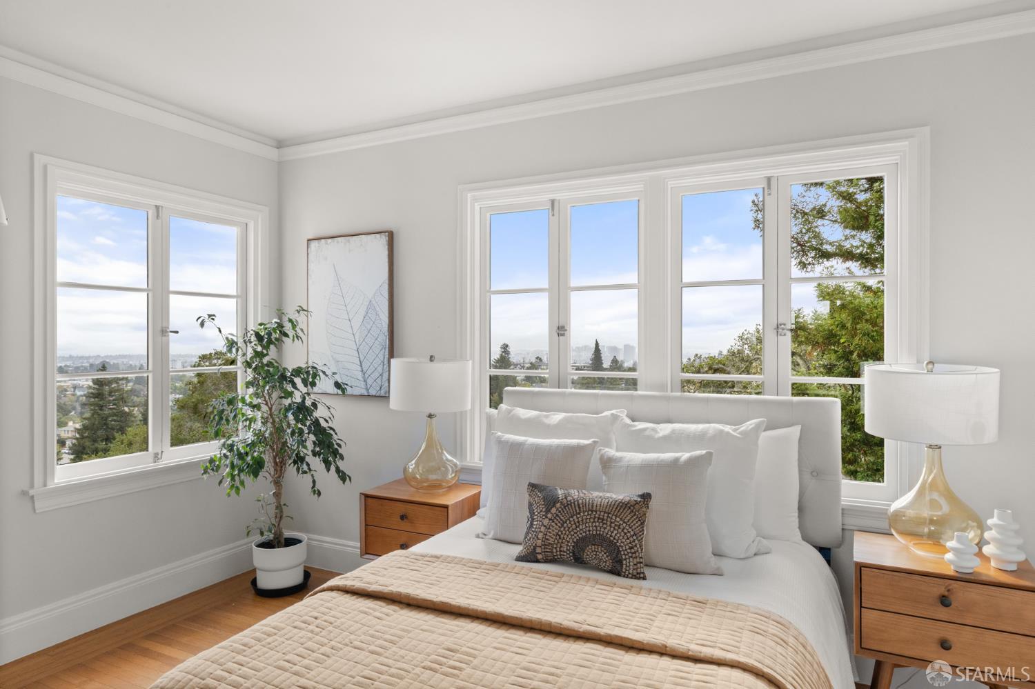 1842 Leimert Boulevard