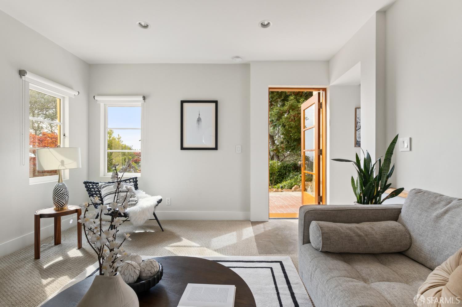 1842 Leimert Boulevard