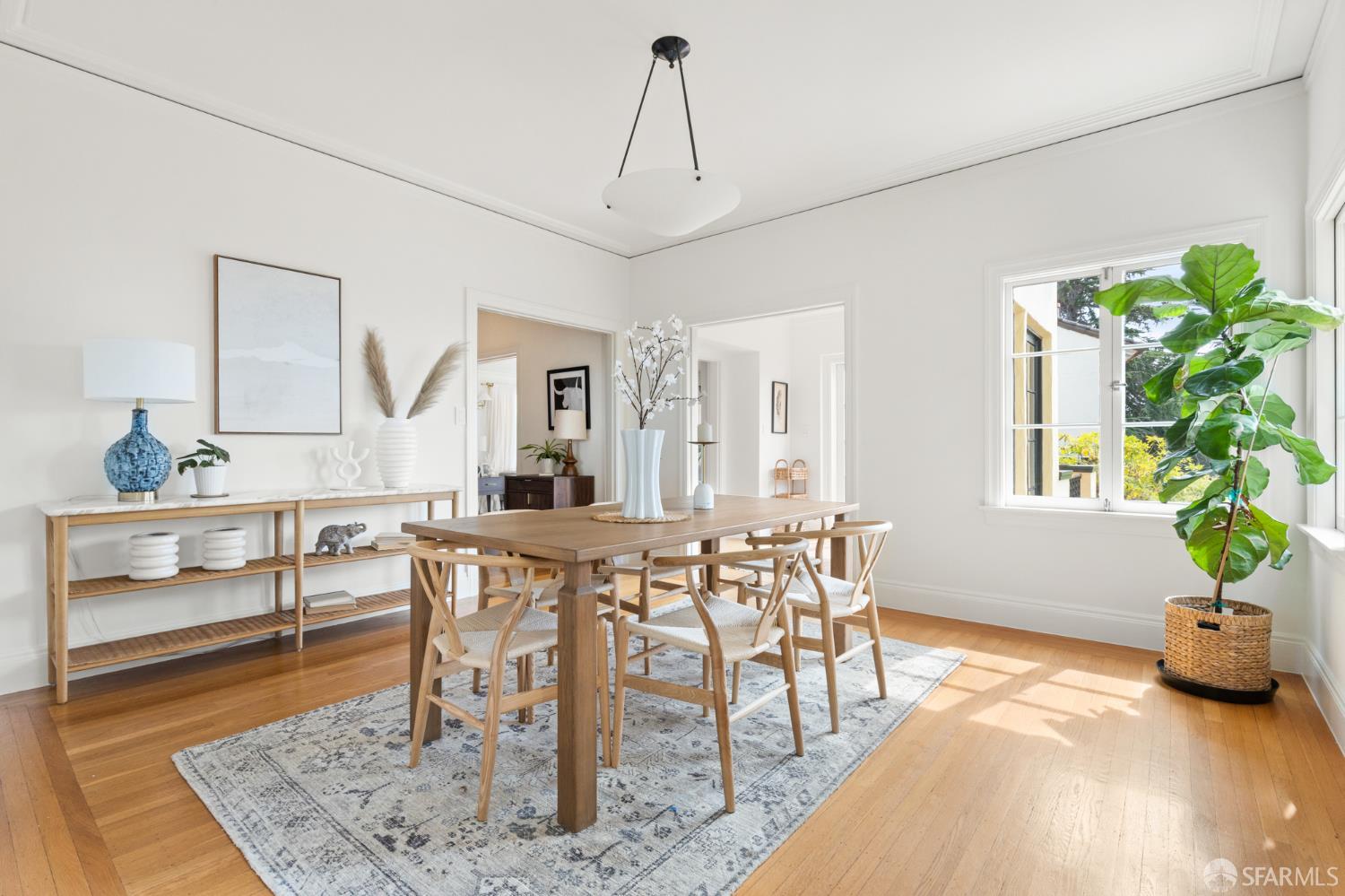 1842 Leimert Boulevard