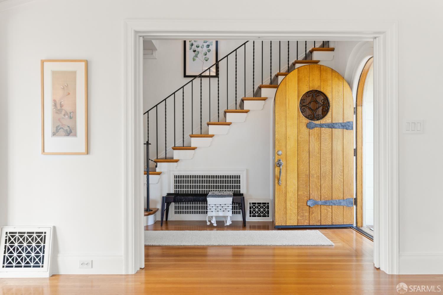 1842 Leimert Boulevard