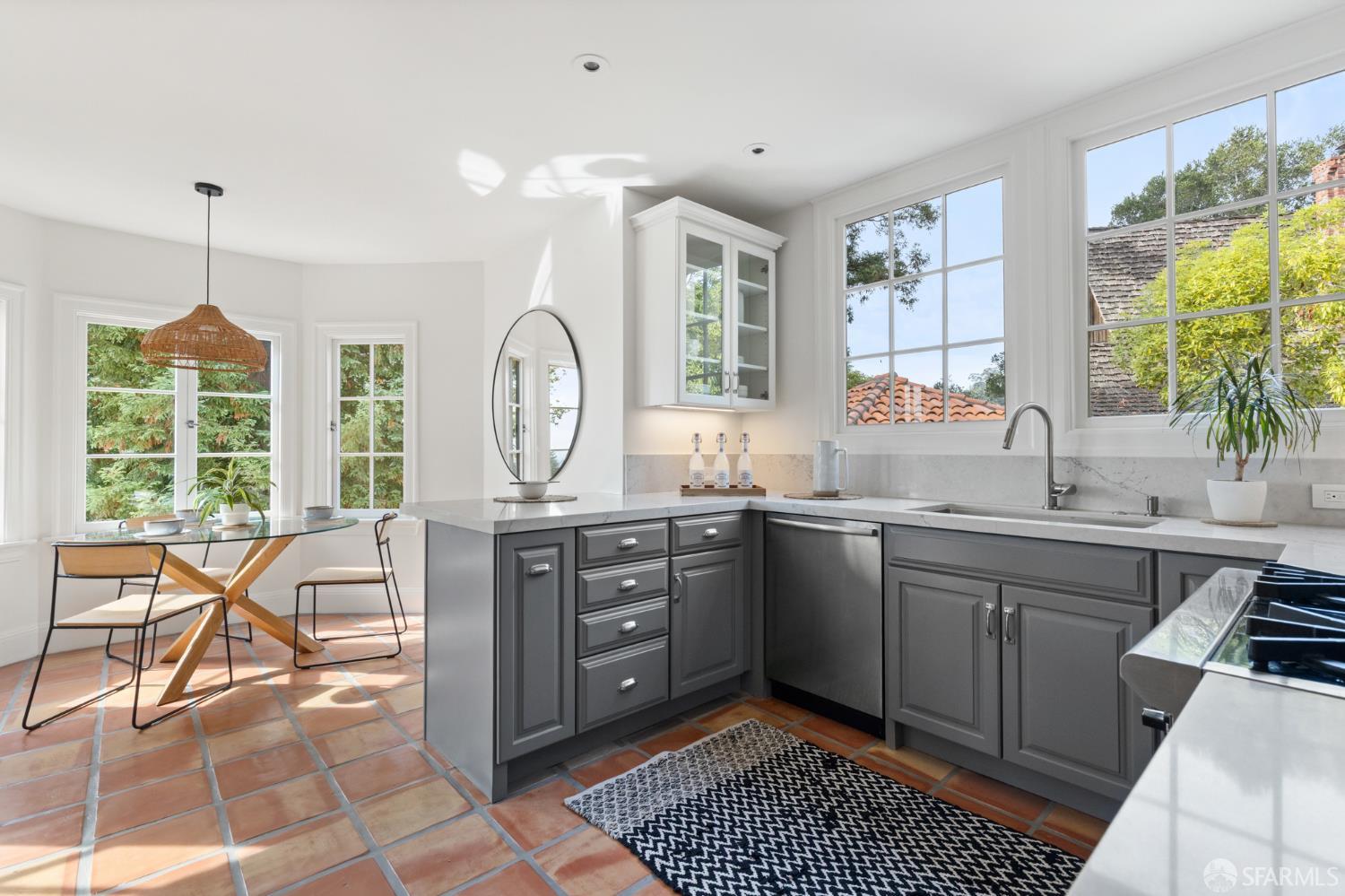 1842 Leimert Boulevard