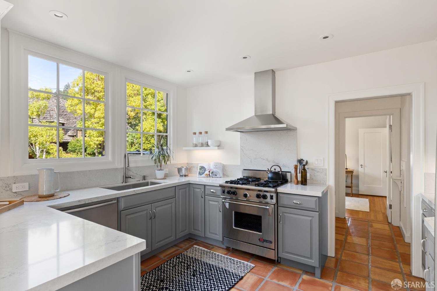 1842 Leimert Boulevard