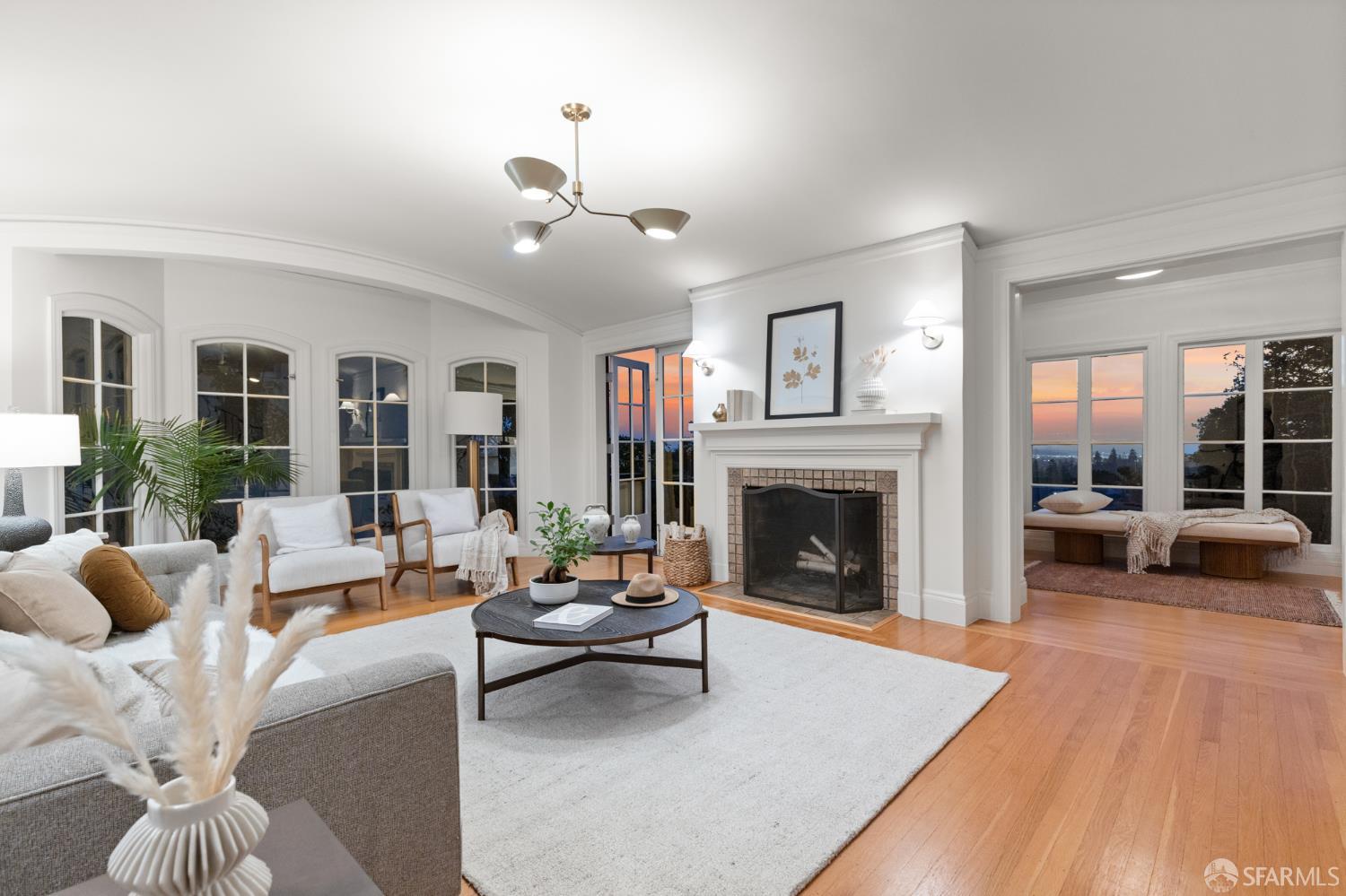 1842 Leimert Boulevard