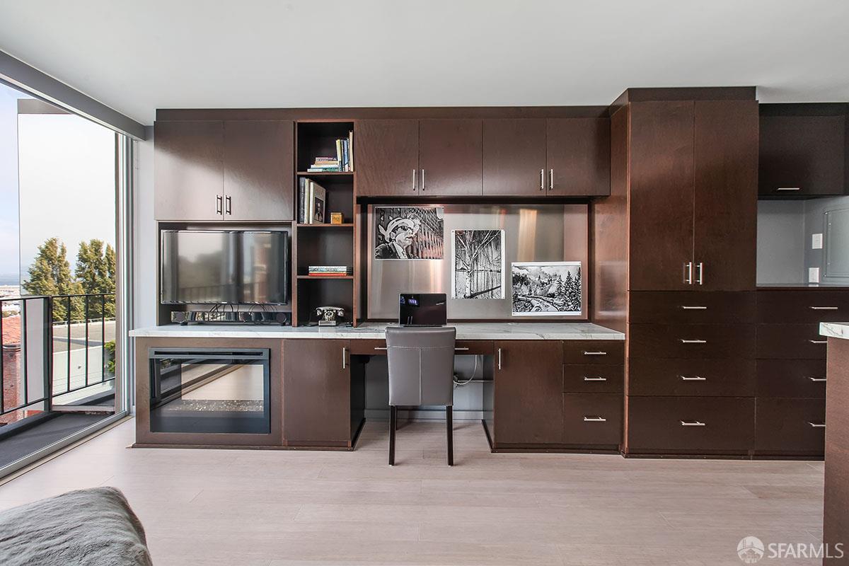 1000 North Point Street # 405