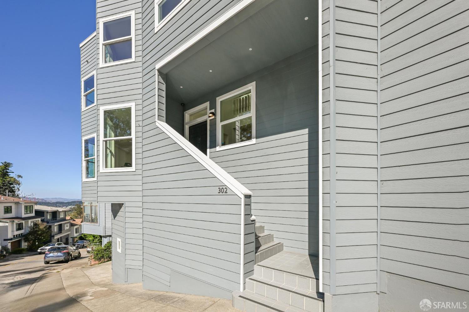 302 Warren Drive
