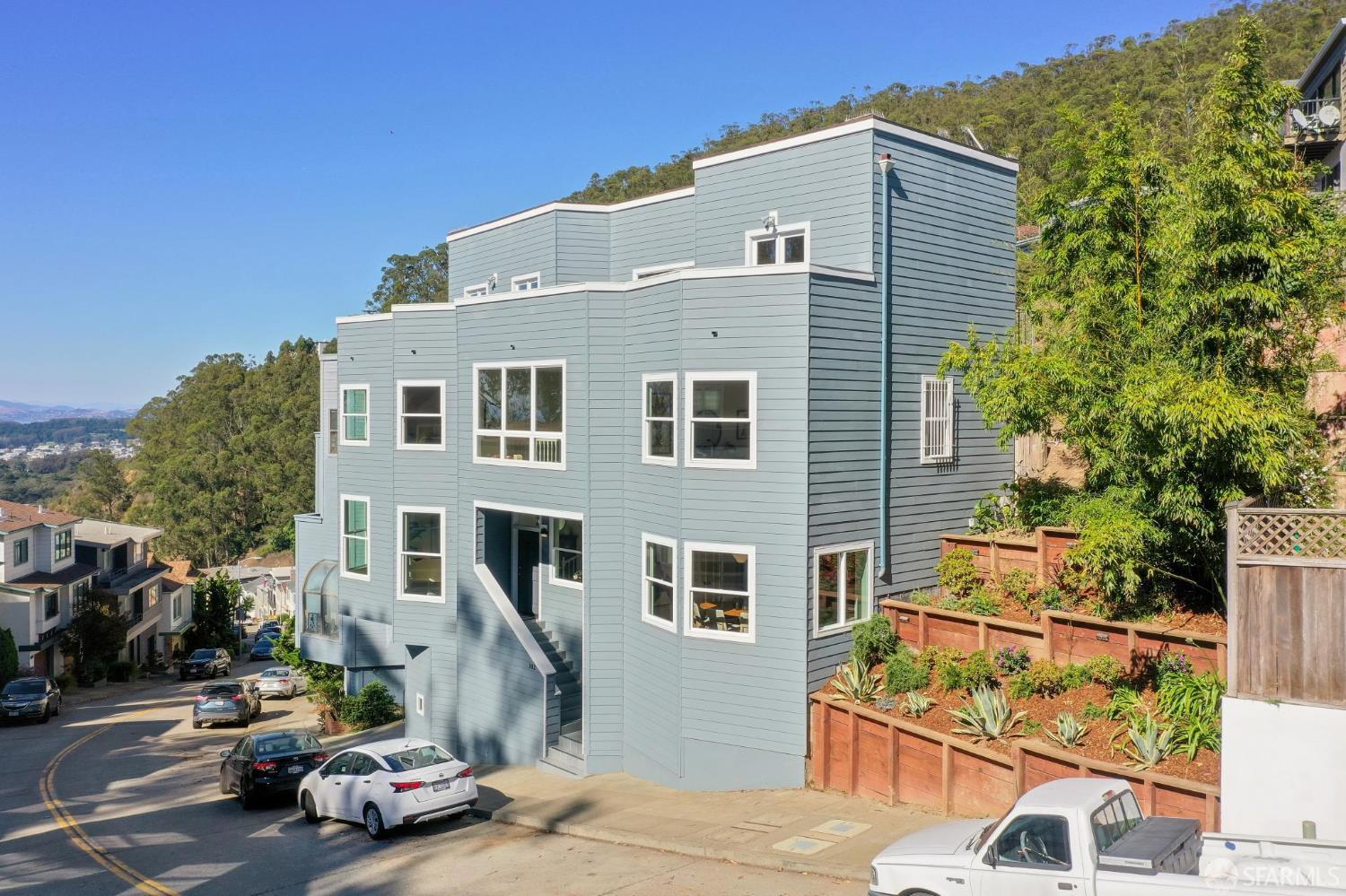 302 Warren Drive