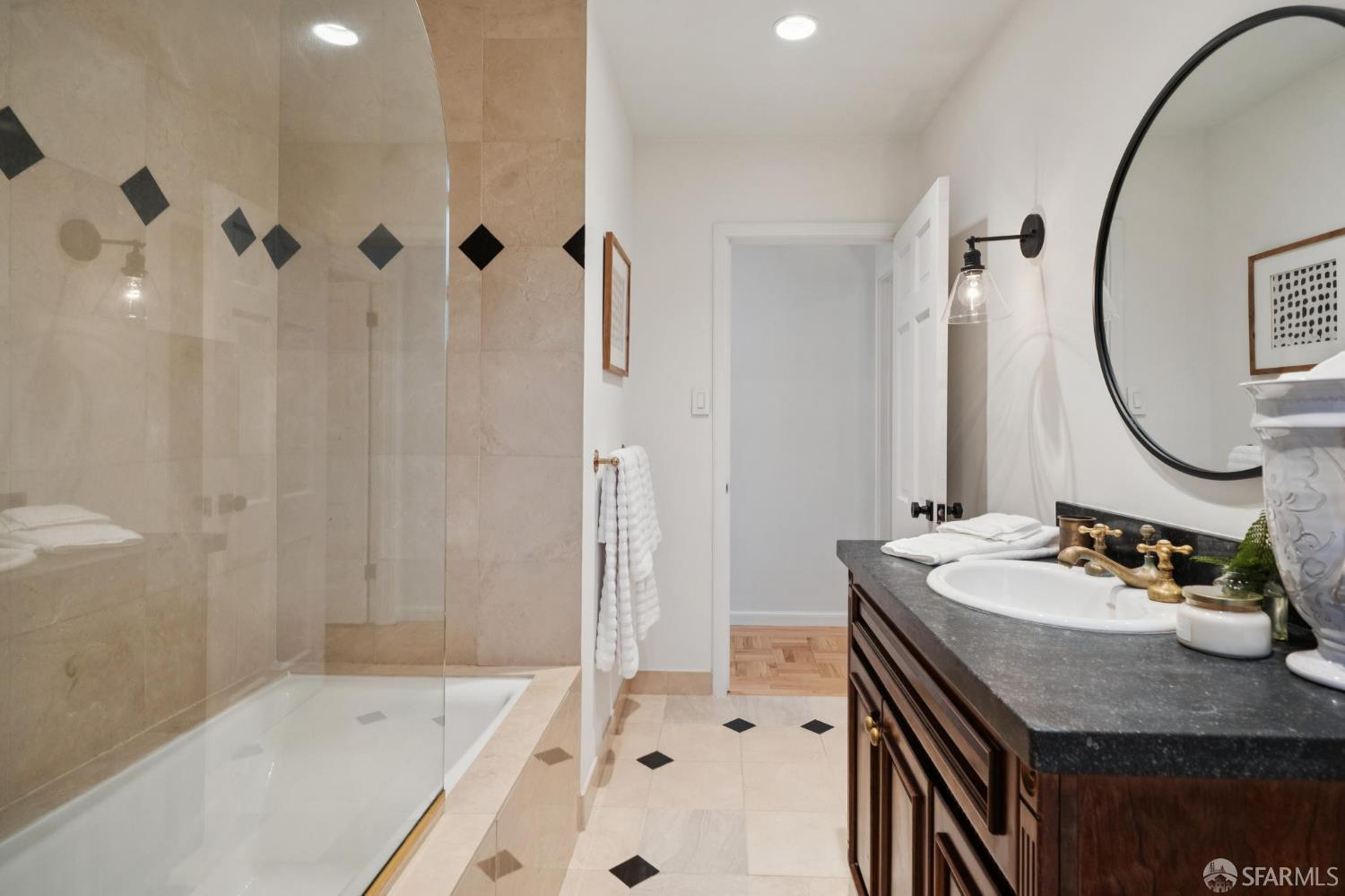 34 Collins Street, San Francisco