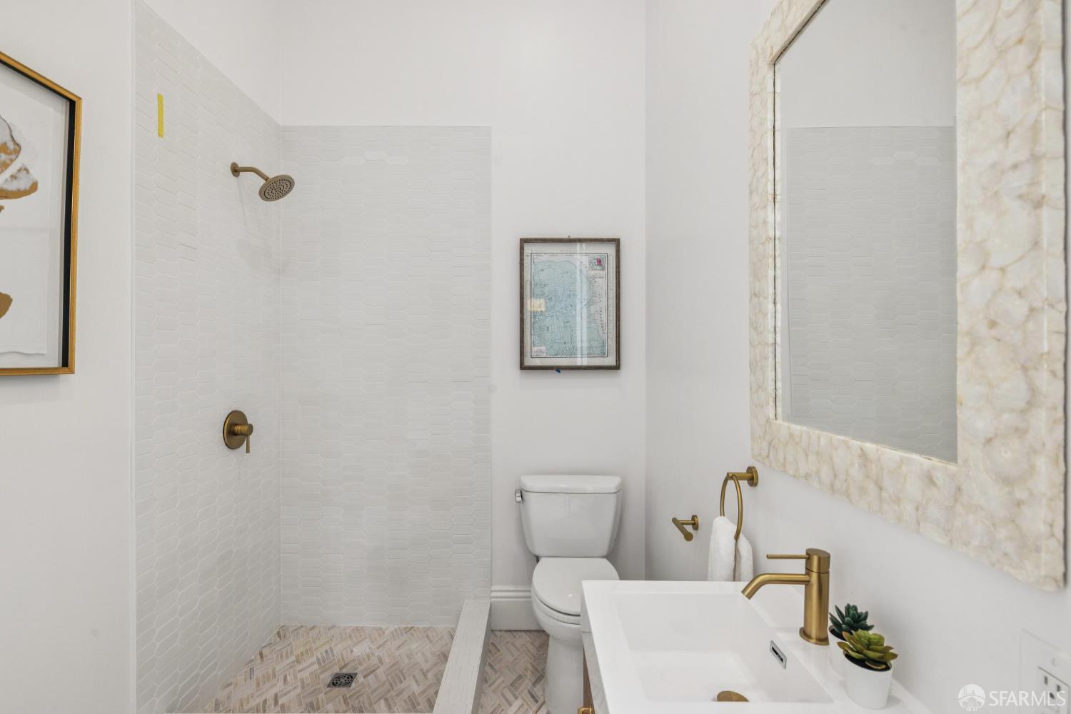 223 Divisadero Street