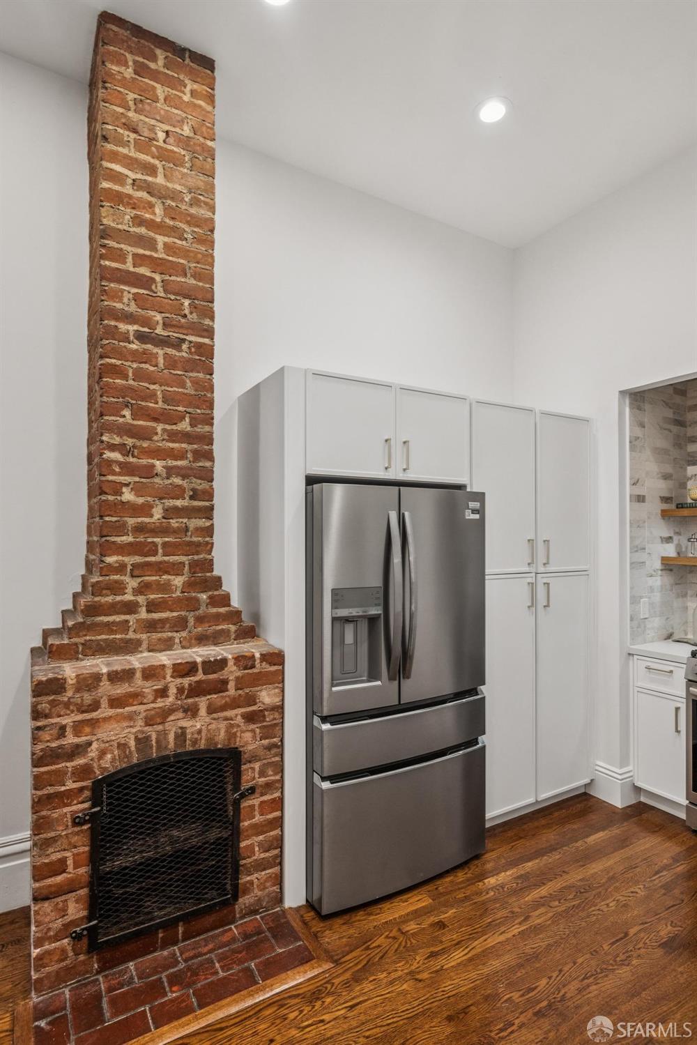 223 Divisadero Street