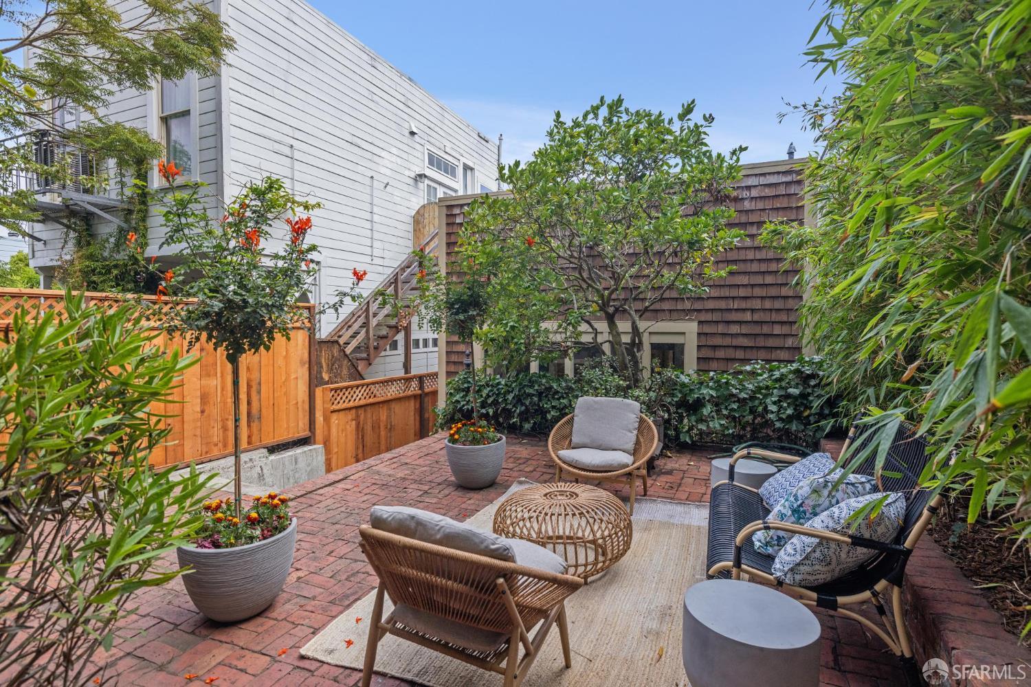 223 Divisadero Street