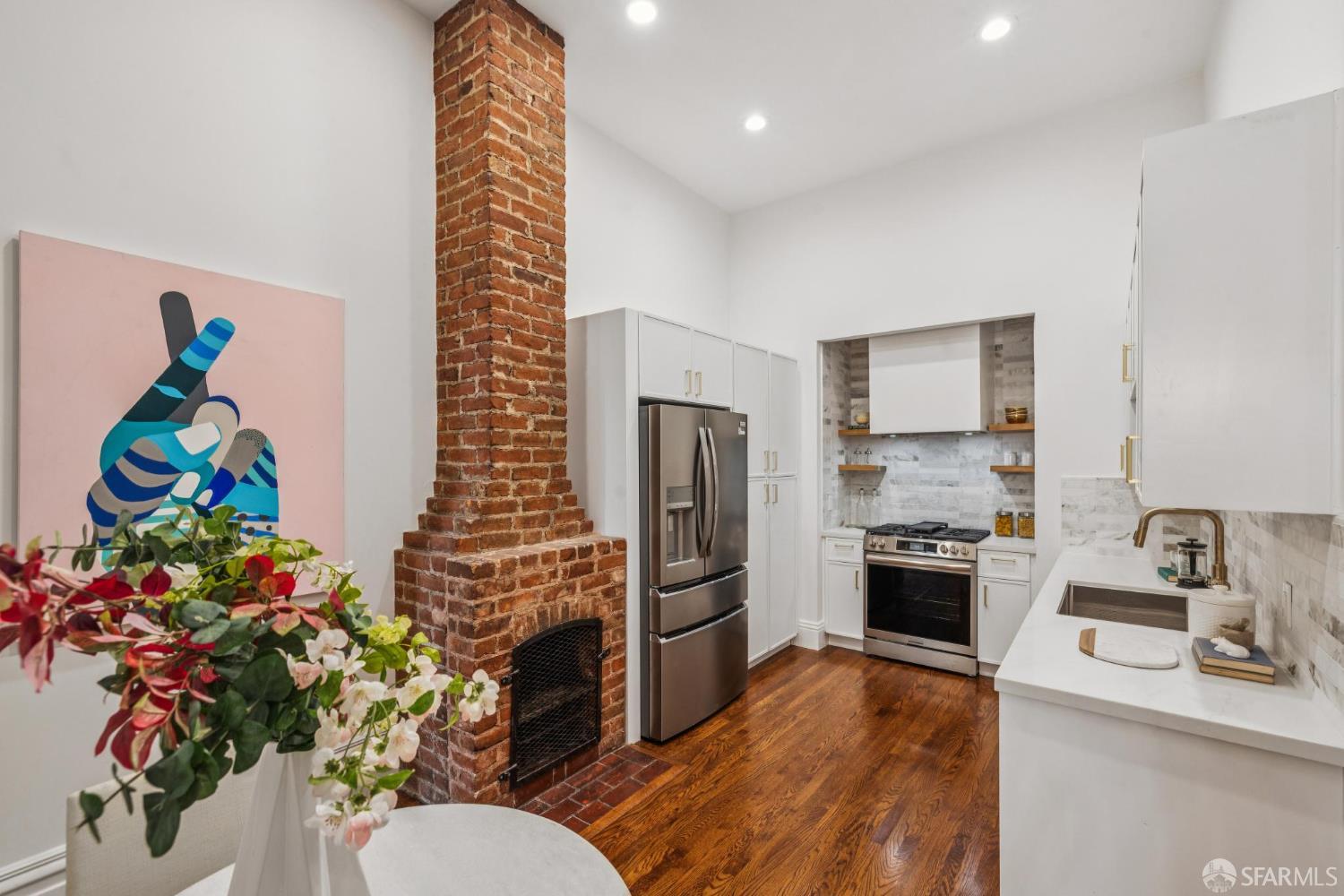 223 Divisadero Street