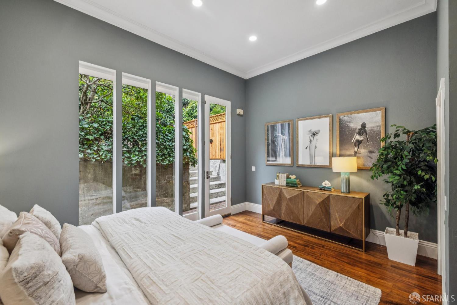 223 Divisadero Street