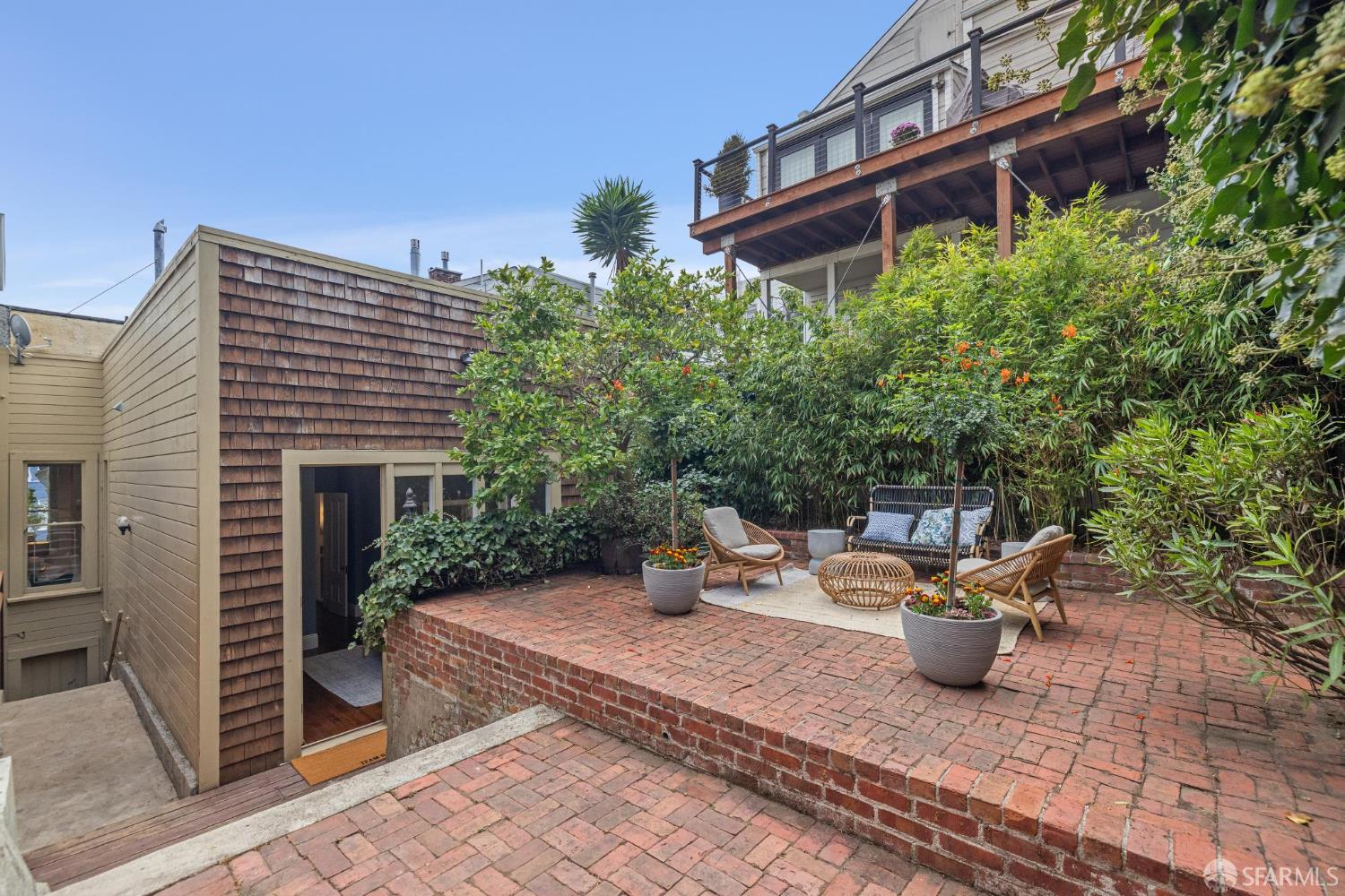 223 Divisadero Street