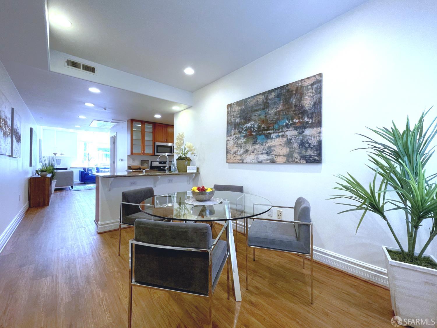 1601 Pacific Avenue # 207