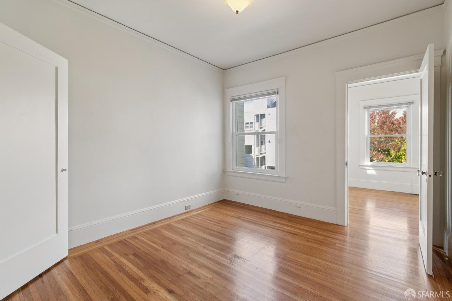 1374-1376 Chestnut Street