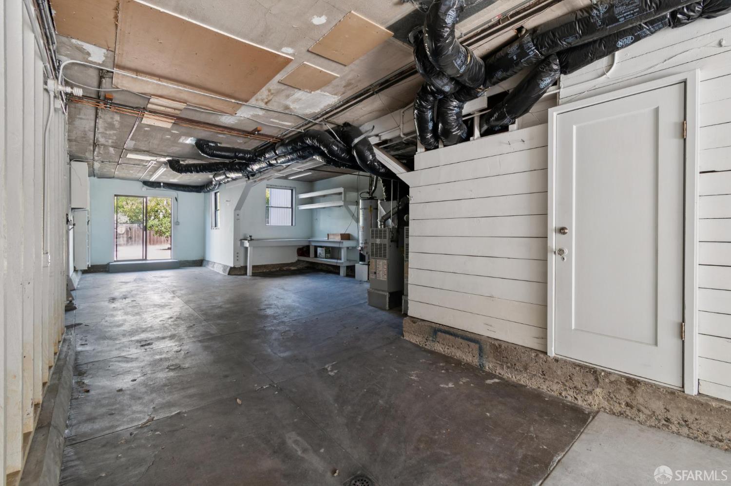 1374-1376 Chestnut Street