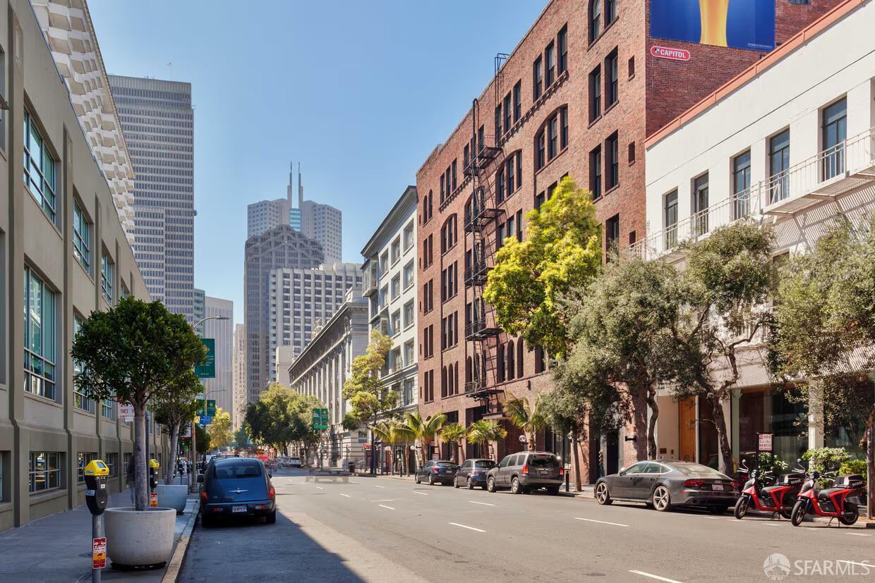 288 Pacific Avenue # 3B