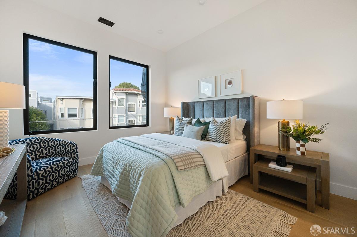 1935-1937 Greenwich Street