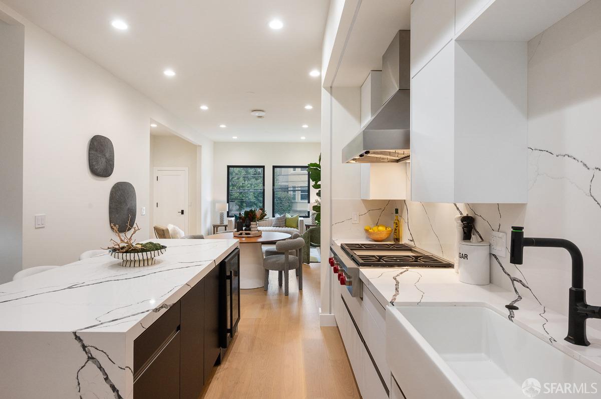 1935-1937 Greenwich Street