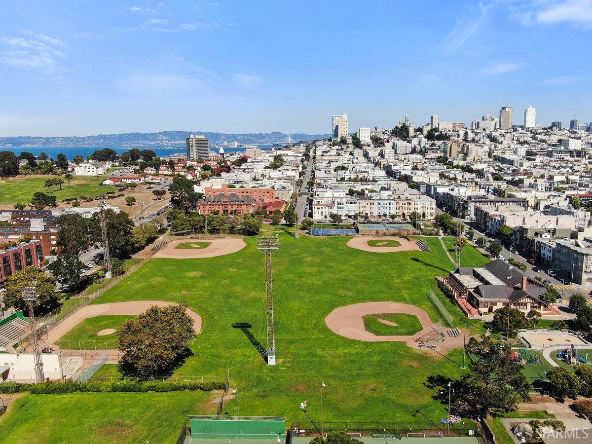 1935-1937 Greenwich Street