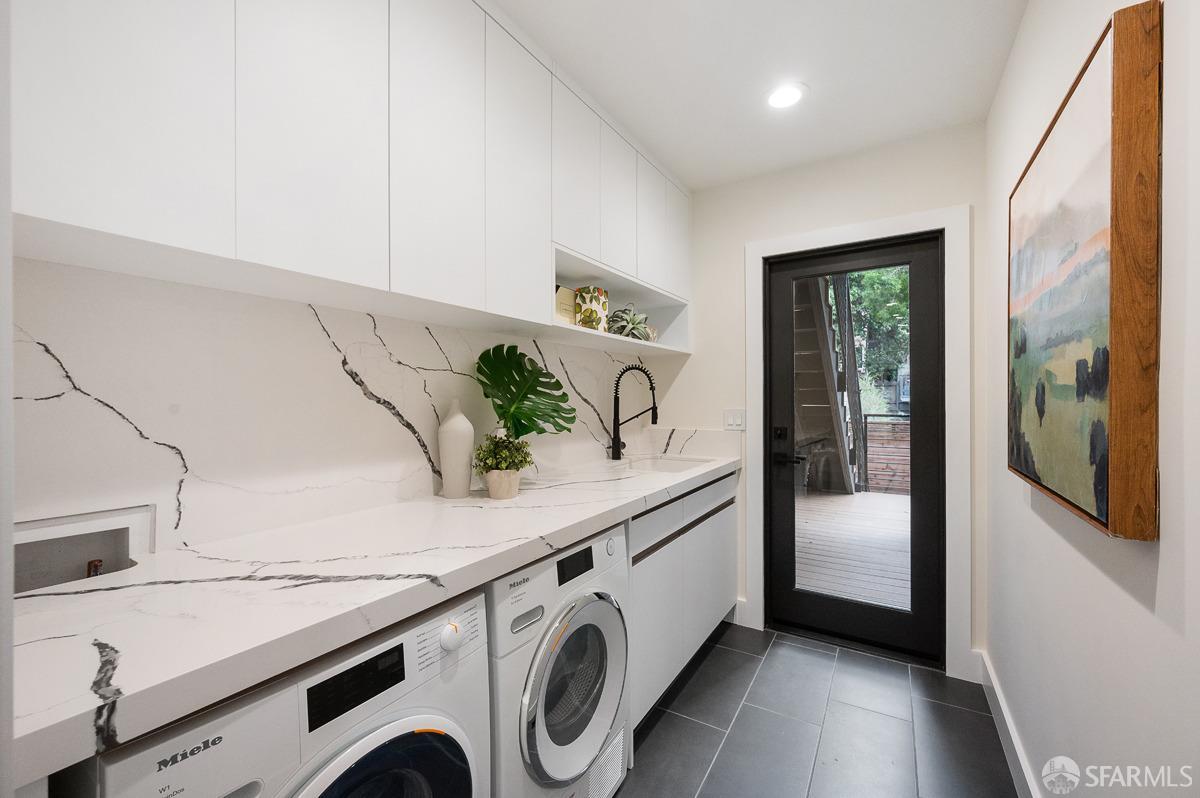 1935-1937 Greenwich Street