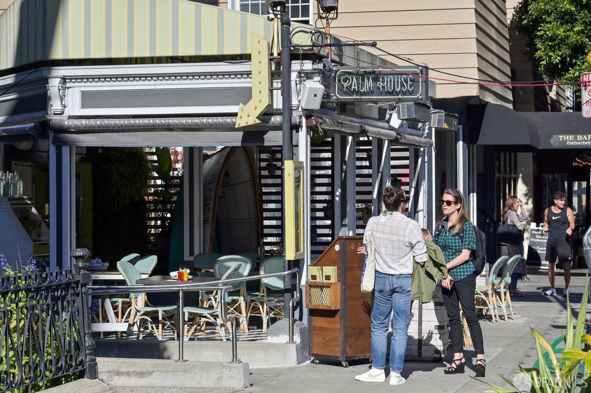 1935-1937 Greenwich Street