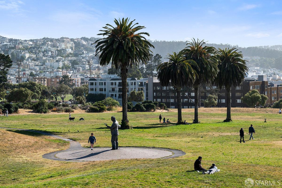 1935-1937 Greenwich Street