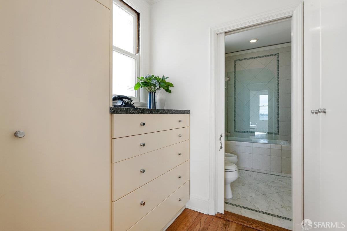 1250 Jones Street # 703